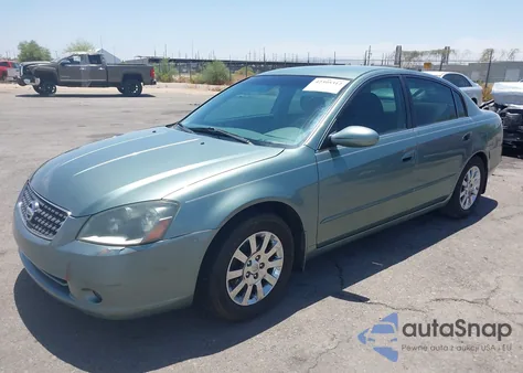2005 Nissan Altima 2.5 S из США, поврежденный, VIN 1N4AL11E25C318533